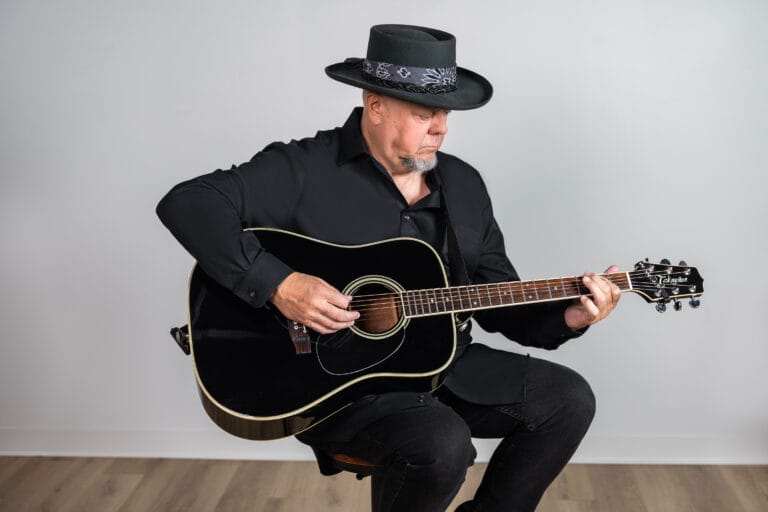 Ron Chambers guitar player in CIncinnati